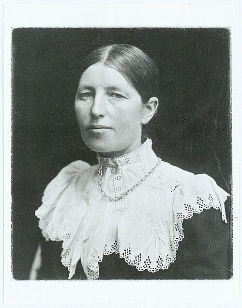 Anna Ancher (آنا آنکر) (1859–1935)